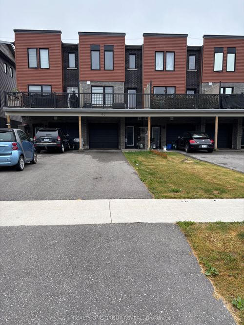 67 Fairlane Ave, Barrie, ON, L9J0N1 | Card Image