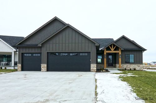 1317 S Auburn Place, West Des Moines, IA, 50266 | Card Image