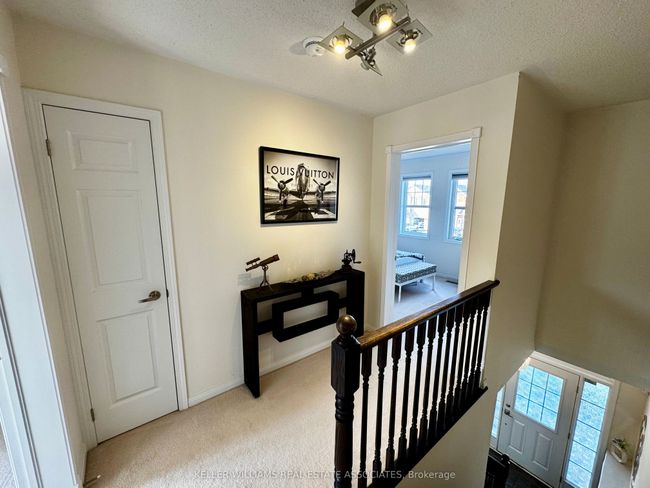 1058 Farmstead Dr, House other with 3 bedrooms, 3 bathrooms and 1 parking in Milton ON | Image 18