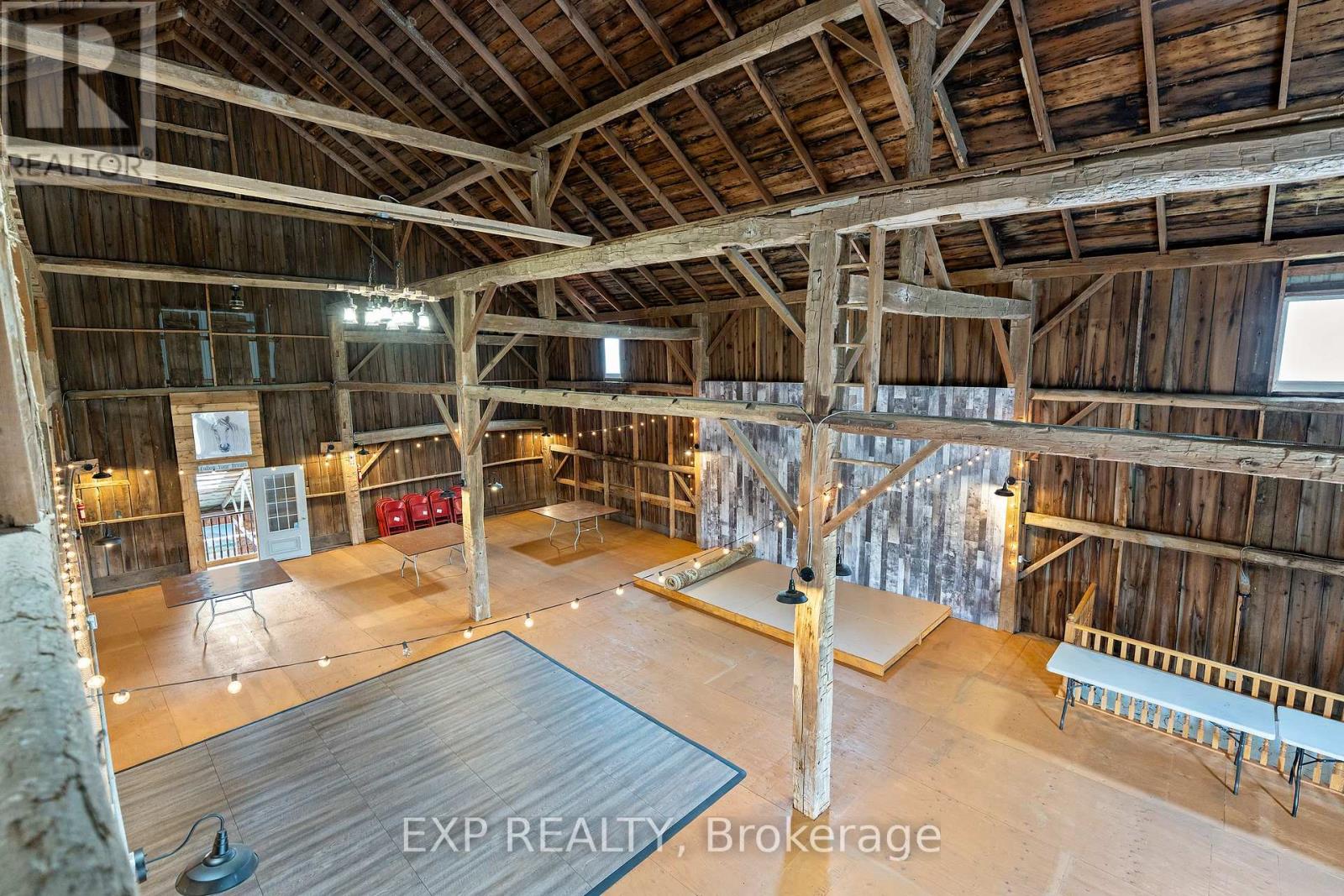 Residential in Halton Hills (ES Rural Esquesing) 3