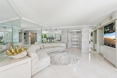 apt-226-120 Se 5th Ave, Boca Raton, FL, 33432-5050 | Card Image