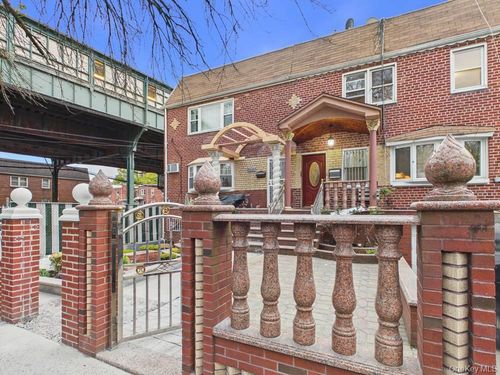 10124 78th St, Ozone Park, NY, 11416-1907 | Card Image