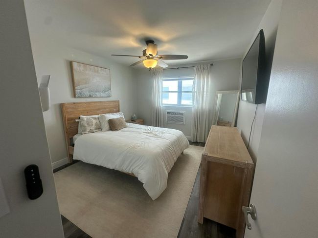 7 - 143 Yacht Club Drive Drive, Condo with 2 bedrooms, 1 bathrooms and null parking in North Palm Beach FL | Image 5