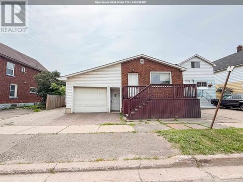 655 Queen St W, Sault Ste. Marie, ON, P6A1B1 | Card Image