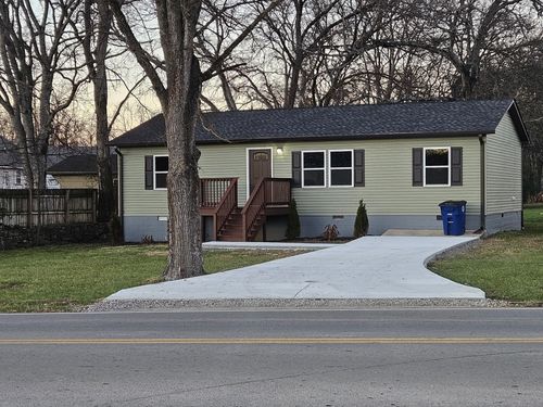 1204 W Lane St, Shelbyville, TN, 37160-3127 | Card Image