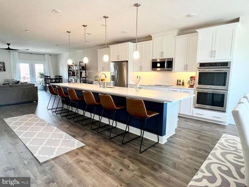 21-222 Van Buren St, HERNDON, VA, 20170-5325 | Card Image