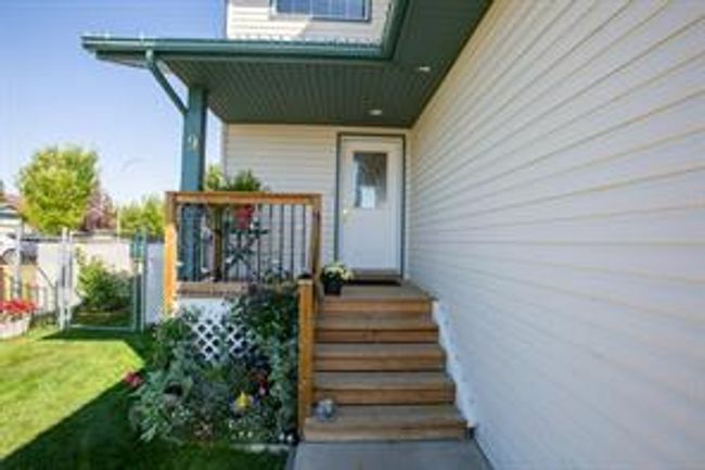 9 Hillview Rd, House other with 3 bedrooms, 2 bathrooms and 2 parking in Strathmore AB | Image 3