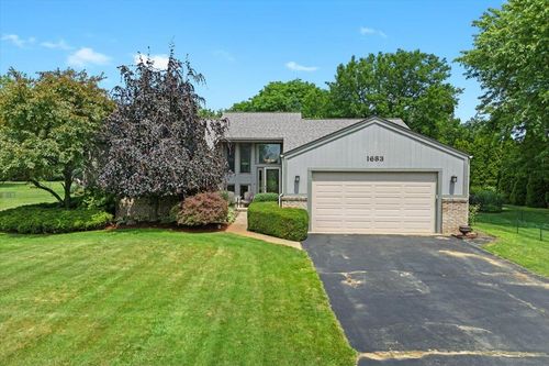 1683 Majon, Highland, MI, 48356-1754 | Card Image
