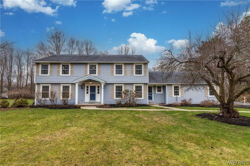 25 Coventry Ln, Orchard Park, NY, 14127-2803 | Card Image