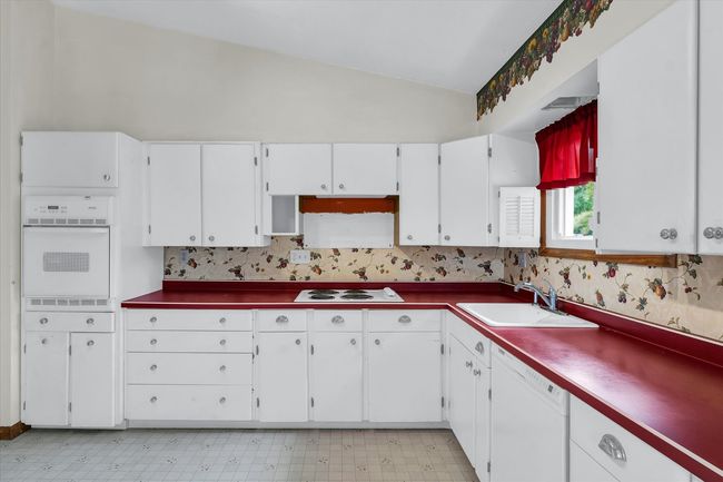 1519 W Charles St, House other with 3 bedrooms, 1 bathrooms and 1 parking in Champaign IL | Image 17