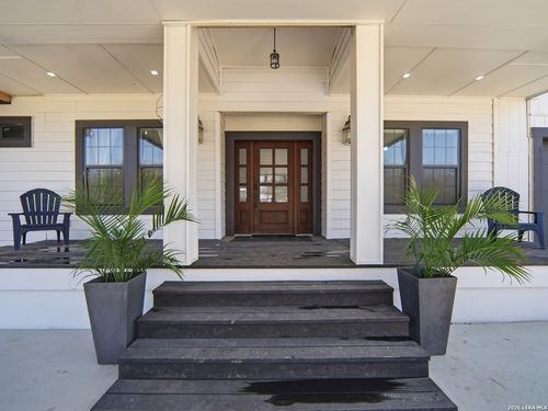 19320 Leal Rd, San Antonio, TX, 78221-9657 | Card Image