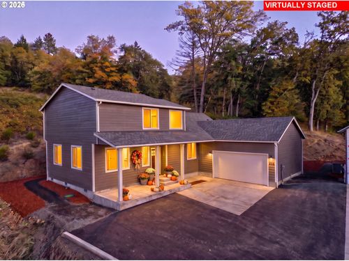 664 Brooks Loop, Sutherlin, OR, 97479-9306 | Card Image
