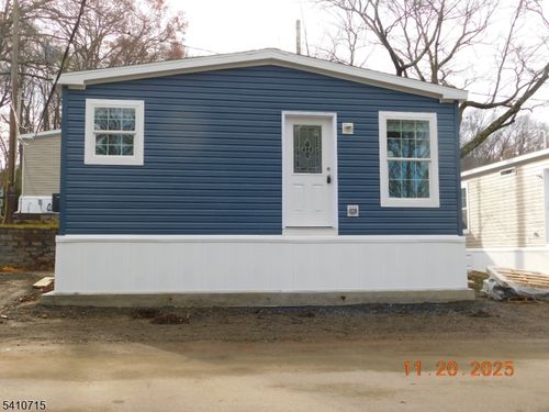 68 Back St, Oxford, NJ, 07863-3605 | Card Image