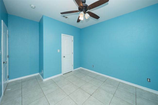 305 E Fogg St, House other with 3 bedrooms, 2 bathrooms and null parking in Fort Worth TX | Image 13