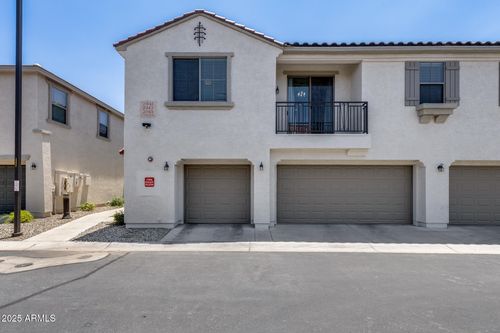 2941 E Darrow St, Phoenix, AZ, 85042-6066 | Card Image