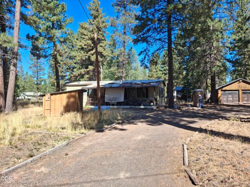 15848 Fir Rd, La Pine, OR, 97739-9401 | Card Image