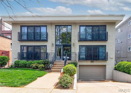 2-610 Forest Ct, Saint Louis, MO, 63105-2768 | Card Image