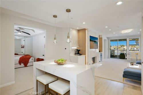 202-4165 Warner Ave, Huntington Beach, CA, 92649 | Card Image
