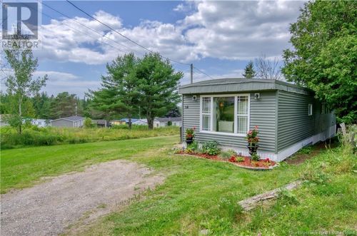 14 2nd St, Hampton, NB, E5N5V1 | Card Image