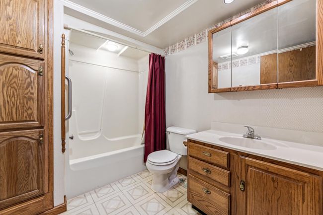 Main Level Full Bath | Image 12