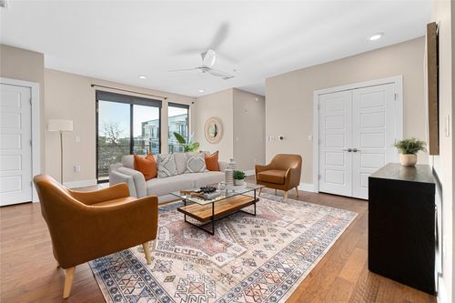 402-1615 E 7th St, Austin, TX, 78702-3383 | Card Image