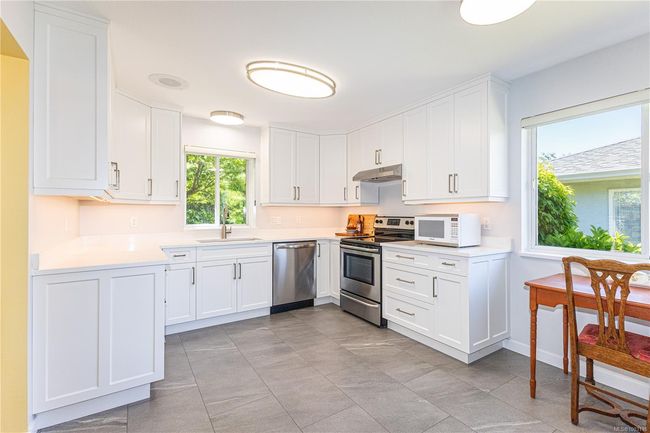 Kitchen was a $40000 renovation with quartz counters | Image 5