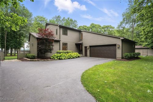 263 E Pine Lake Rd, North Lima, OH, 44452-9748 | Card Image