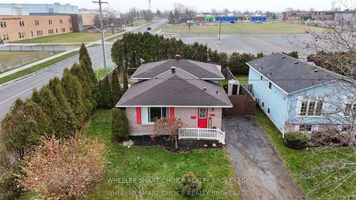 402 Cline Ave, Cornwall, ON, K6J5M8 | Card Image