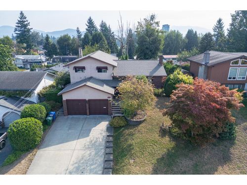 2272 Bevan Cres, Abbotsford, BC, V2T3Z5 | Card Image
