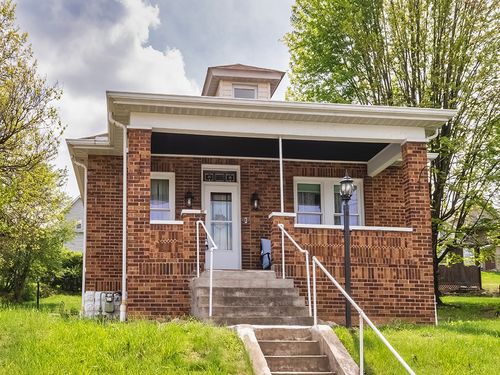 116 1st Ave, New Eagle, PA, 15067-1352 | Card Image