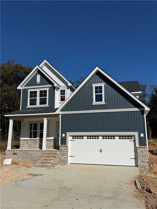 1392 Ouray Dr, Kernersville, NC, 27284-6781 | Card Image