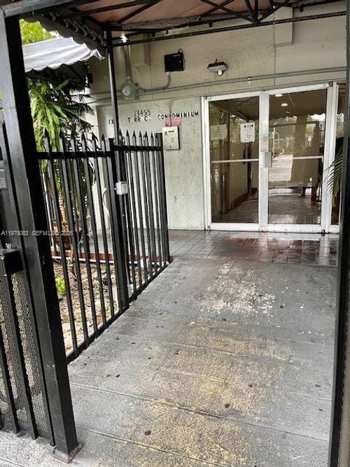 apt-405-13455 Ne 10th Ave, North Miami, FL, 33161-4152 | Card Image