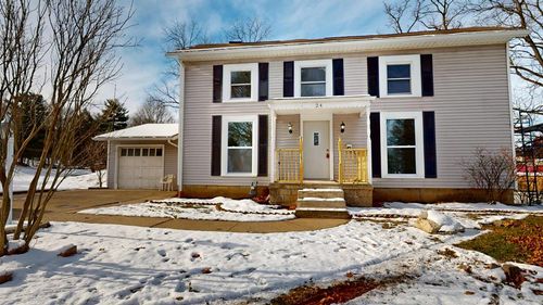 24 Maple St, Lexington, OH, 44904-1233 | Card Image