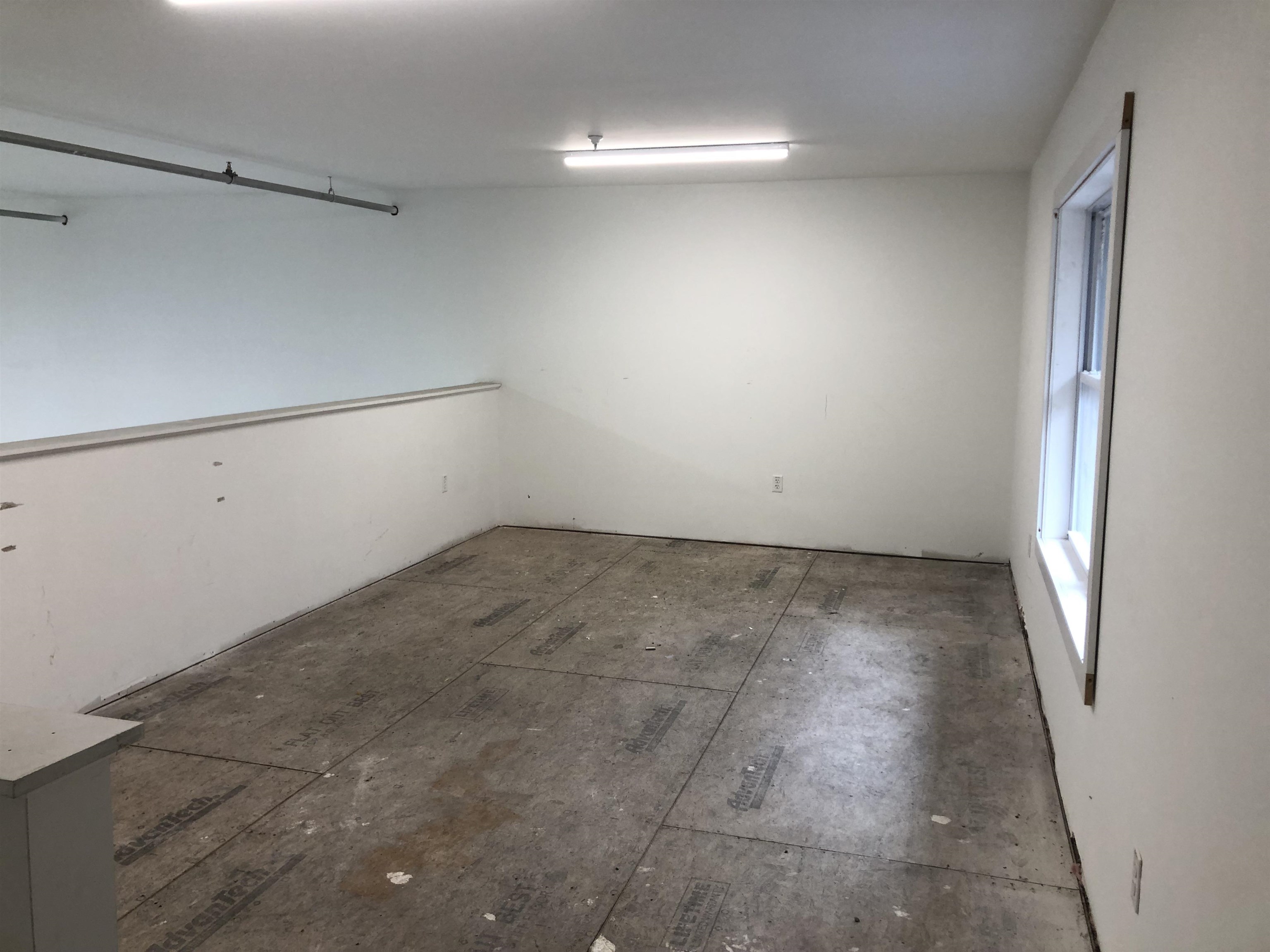 Commercial Lease in Pelham 4