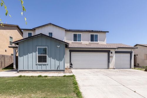 332 E Porter Ave, Visalia, CA, 93291-7726 | Card Image