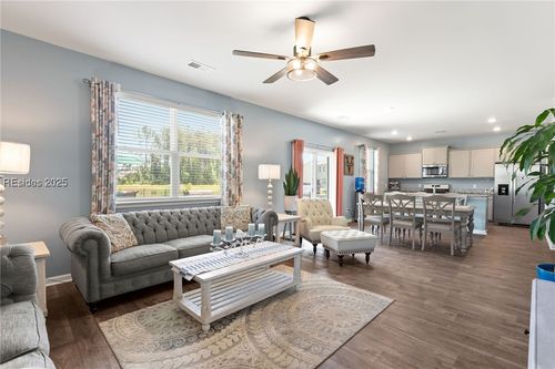 40 Cedar View Cir, Bluffton, SC, 29909-7901 | Card Image