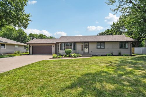10319 York Ln, Bloomington, MN, 55431-3256 | Card Image