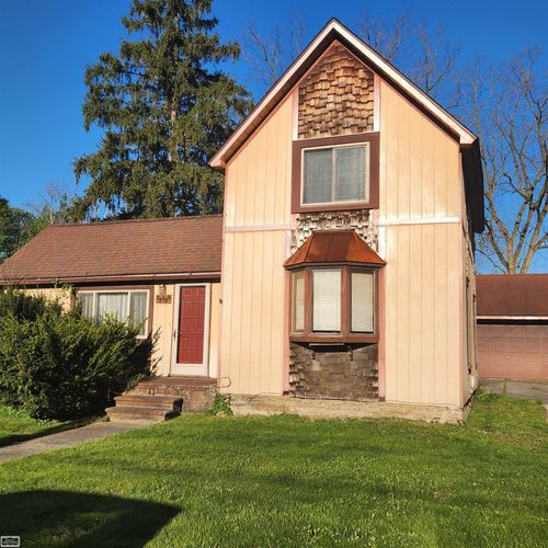 73385 Floral St, Armada, MI, 48005-3360 | Card Image