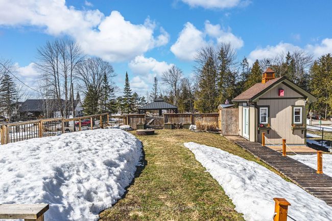 99 King Rd, House other with 3 bedrooms, 3 bathrooms and 10 parking in Tay ON | Image 22