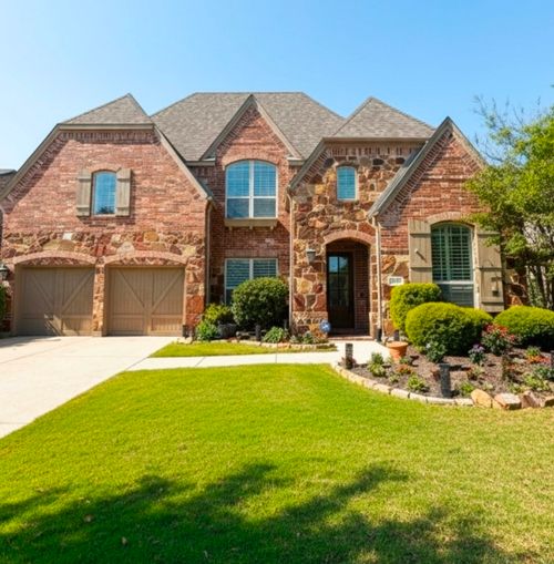 944 Highpoint Way, Roanoke, TX, 76262-1288 | Card Image