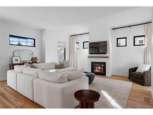 2930 S Madison St, Denver, CO, 80210-6538 | Card Image