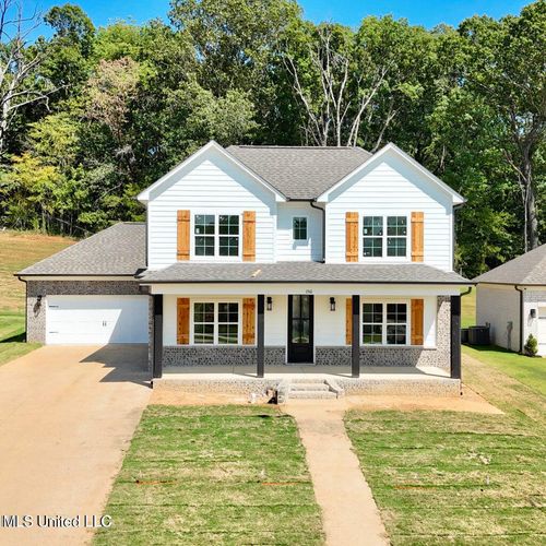 1401 Creekside Ln, Hernando, MS, 38632-1089 | Card Image