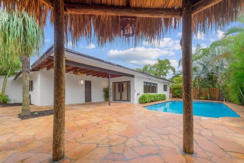 1620 Nw 118th Ave, Pembroke Pines, FL, 33026-2544 | Card Image