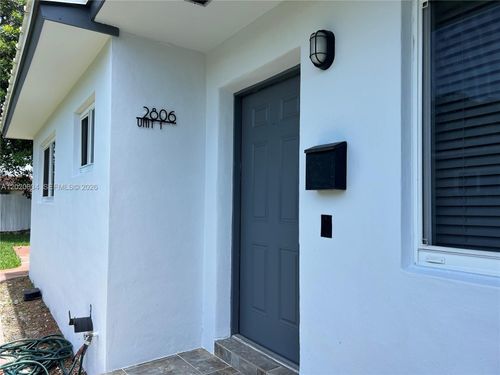 1-2806 Sw 35th Ave, Miami, FL, 33133 | Card Image
