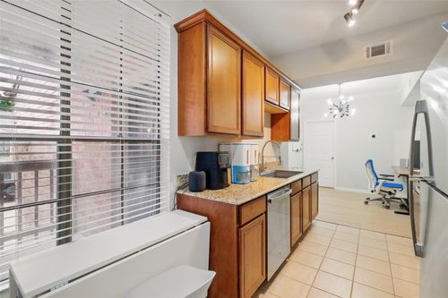 apt-166-2255 Braeswood Park Dr, Houston, TX, 77030-4428 | Card Image