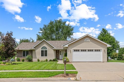 38 Durango Pl, Iowa City, IA, 52246-8632 | Card Image
