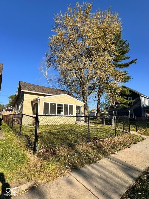 948 Ketcham St, Indianapolis, IN, 46222-3608 | Card Image
