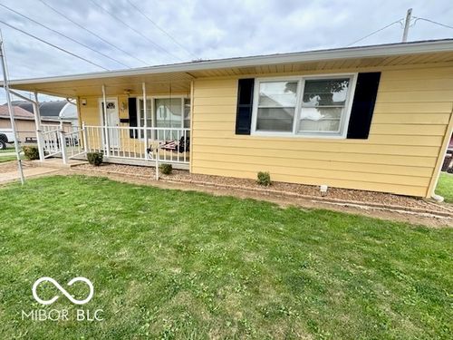 207 S Pleasant St, Edinburgh, IN, 46124-1354 | Card Image