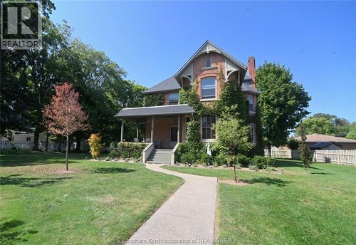 4 Sherman St, Thamesville, ON, N0P2K0 | Card Image