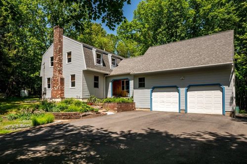 44 Pine Meadow Ct, North Berwick, ME, 03906-6328 | Card Image